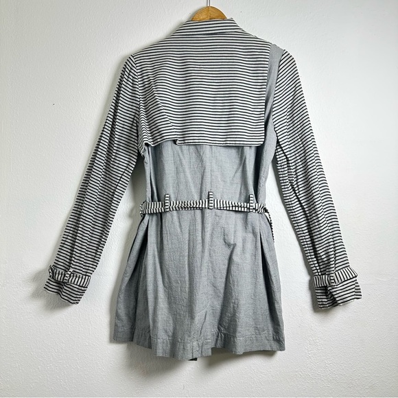 Theonne Striped Gray and Black Trench Coat Size M - Picture 3 of 10